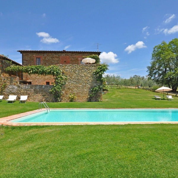 Nice apartment for 2 people with pool, A/C, WIFI, pets allowed and panoramic view