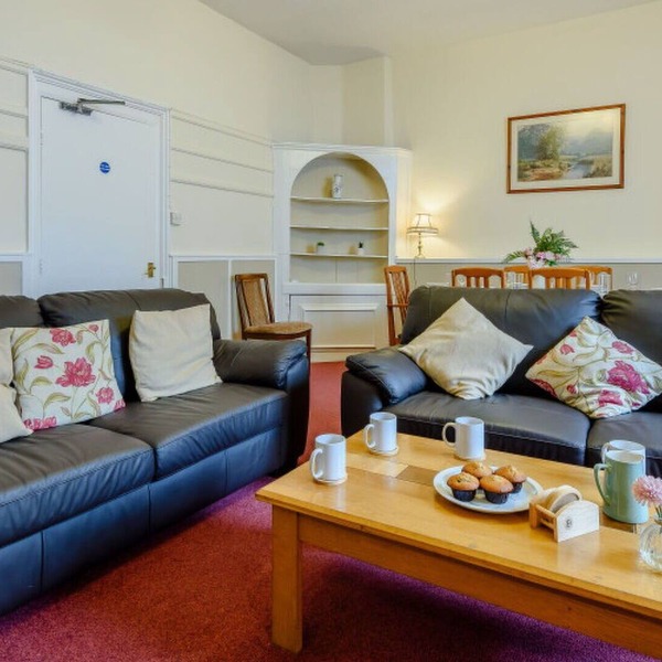 Nice apartment for 6 guests with WIFI, pool, TV, patio, pets allowed and parking