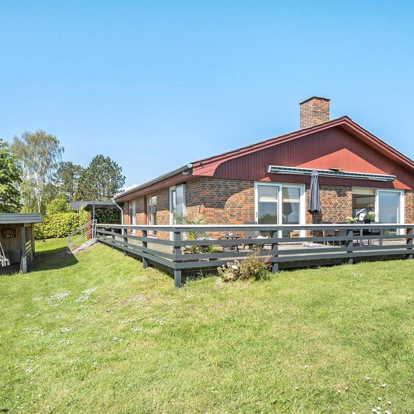 Nice home in Hesselager with WiFi