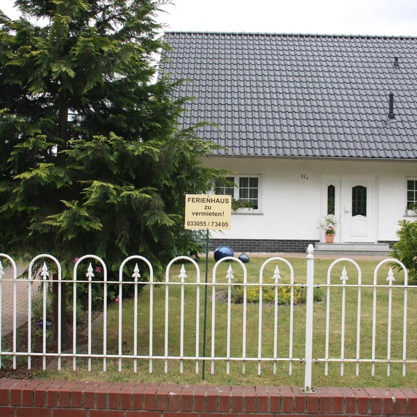 Nice house Wall