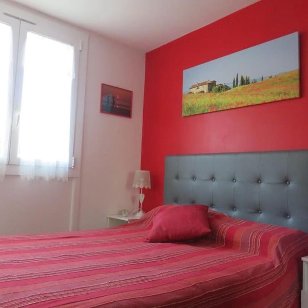NICE NORD 2 PIECES CALMES,WIFI,CLIM,BALCON,PARKING