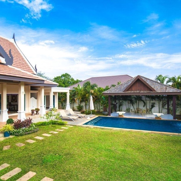 Noksawan - Pleasant 3BR Pool Villa Rawai