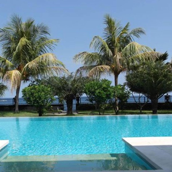 North Bali Beachfront Villa. 10 guests.