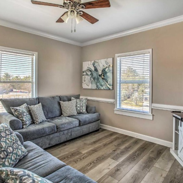 North Myrtle Beach Condo about Half Mi to Beach!