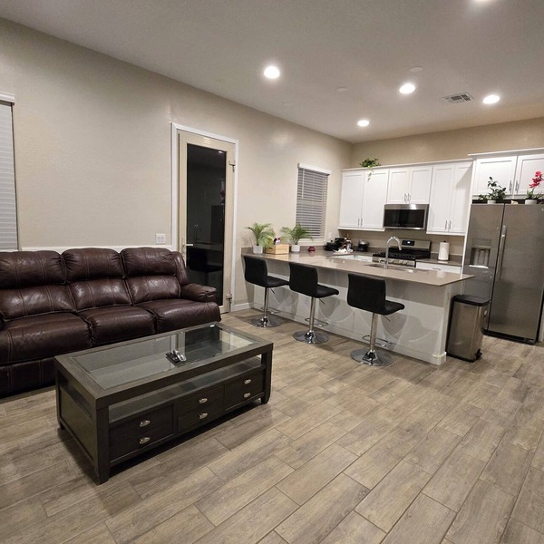 North Phoenix 1BR Casita w/King Bed Gated Community Near TSMC & Mountain Views