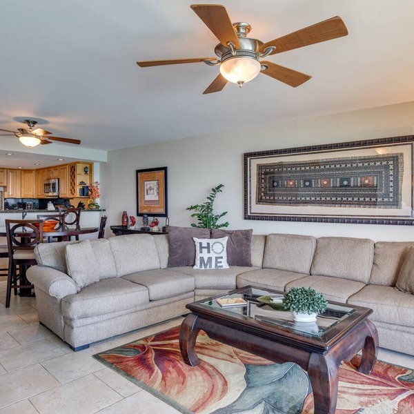 NOTHING BUT OCEAN VIEWS! Remodeled, AC, direct ocean front, large 2bd/2bth