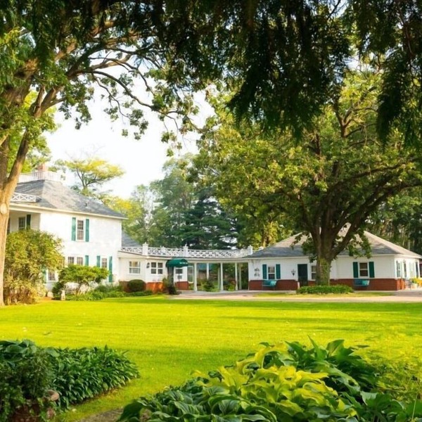 Oak Park Inn