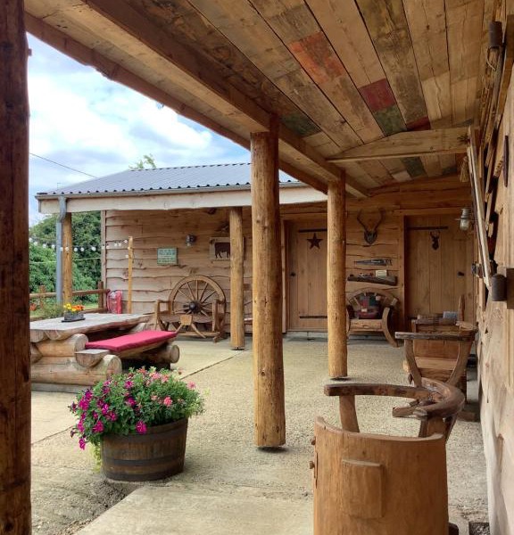 Oak ridge cabin