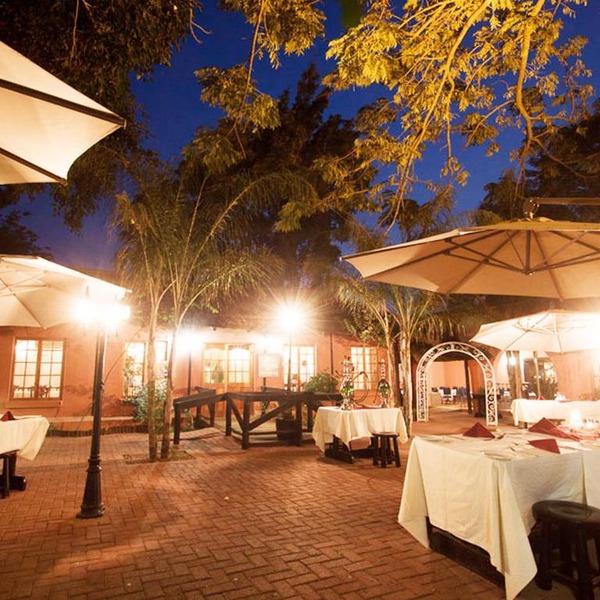 Oasis Hotel