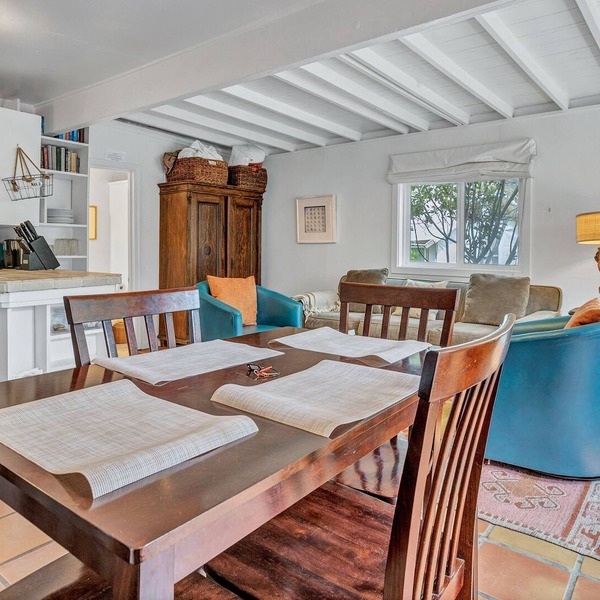 Ocean Breeze - Studio & Glamping Getaway w Hot Tub!