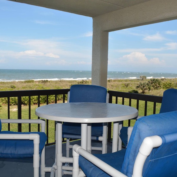 Ocean Front Condo W/private Beach Access & Minutes From Downtown St. Augustine
