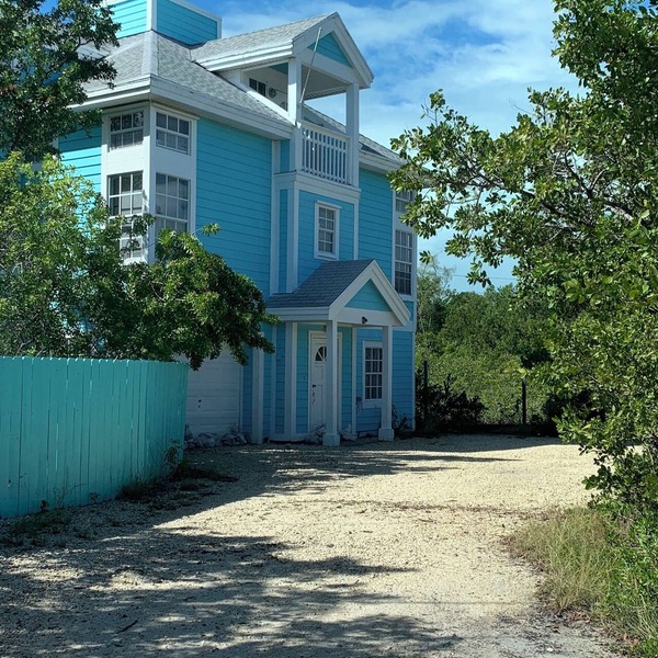 Ocean front home with a private dock in the Keys.