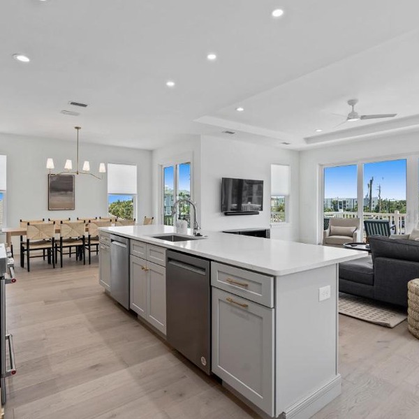 Ocean Haven - Luxury Beach Home w Heated Pool