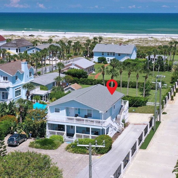 Ocean Song – Charming 2 Bedroom with Private Ocean View Balcony & Sea Breezes & Pool Access