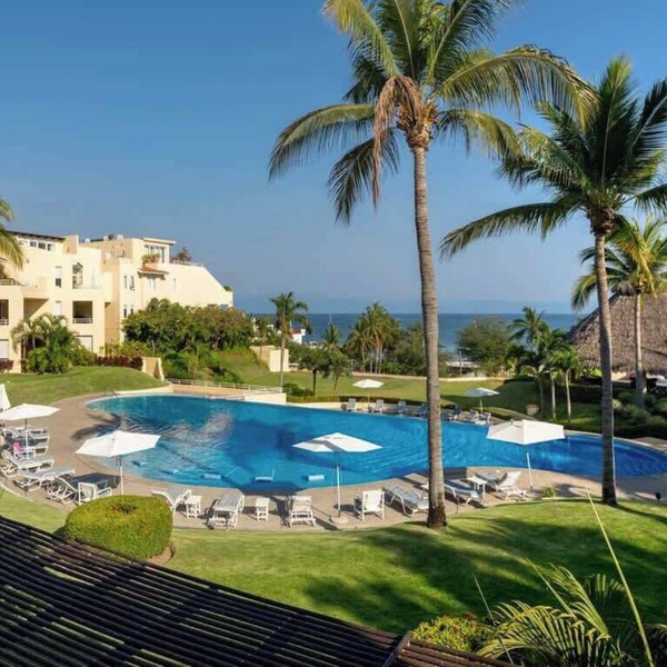 Ocean View Condo with Beach Access | Faro de Mita