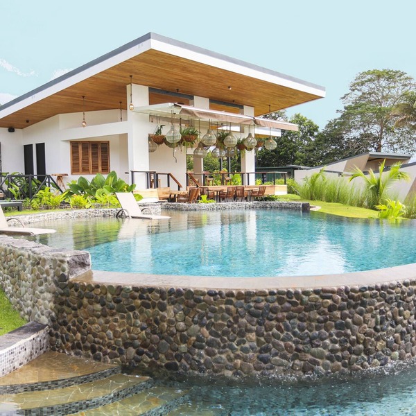 Ocean-view eco-village w/private trails