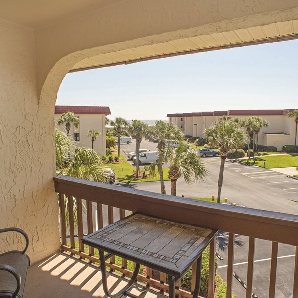 OCEAN VIEW Villa. Steps to the Beach! Pool, Hot Tub, SPECIAL OFF-SEASON RATES!