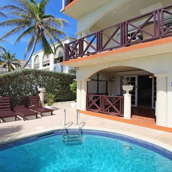 Oceanfront 2-bed Apt with Pool near Surfing - Rosalie #2