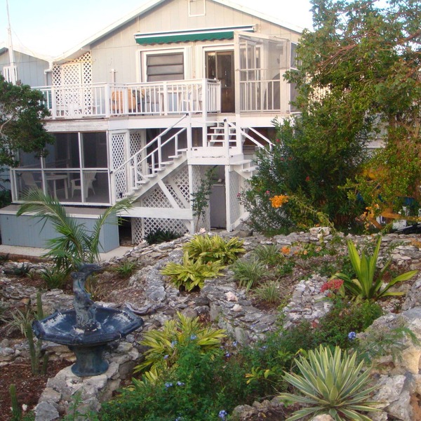 Oceanfront, Beach, Tennis-Pickleball Court, Dock, Kayaks, Bikes