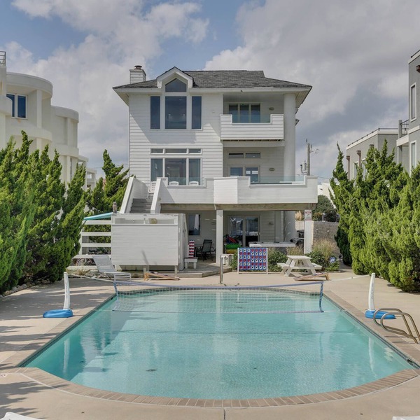 Oceanfront Beach House with Pool, Hot Tub and Dune Deck Virginia Beach