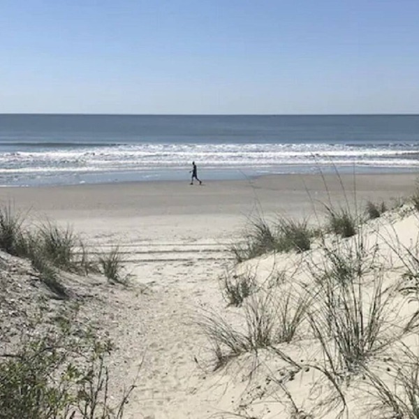 Oceanfront Cherry Grove 2 BR Condo - Excellent Reviews!