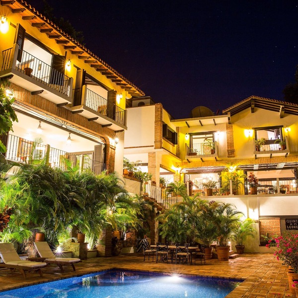 Oceanfront Conchas Chinas -Spectacular Hacienda Estate -Chef/Staffed