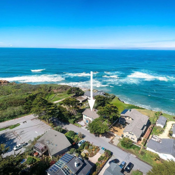 Oceanfront Home Retreat w/Breathtaking Views of Fitzgerald Marine Reserve