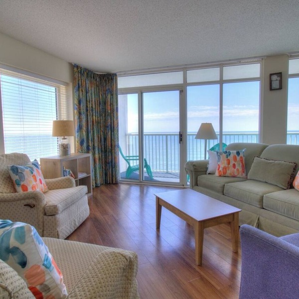 Oceanfront Luxury: 3BR Condo, Sea Watch Resort, Myrtle Beach