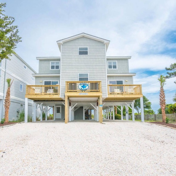 Oceanfront Luxury Home on Sunset Beach West End - Newly Renovated/Open Floorplan