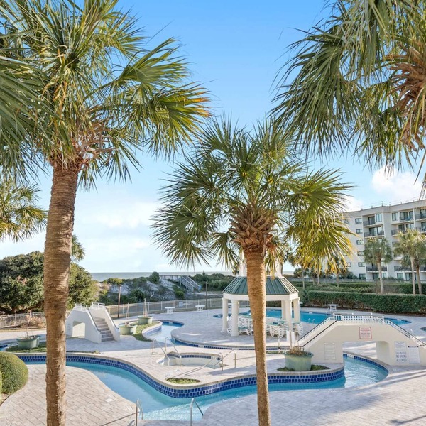 Oceanfront Oasis In The Heart Of Pawleys Island