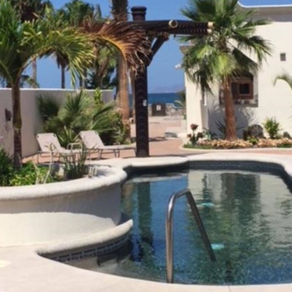Oceanfront Oasis: Walk to town, Private Pool, Spacious Garden Courtyard