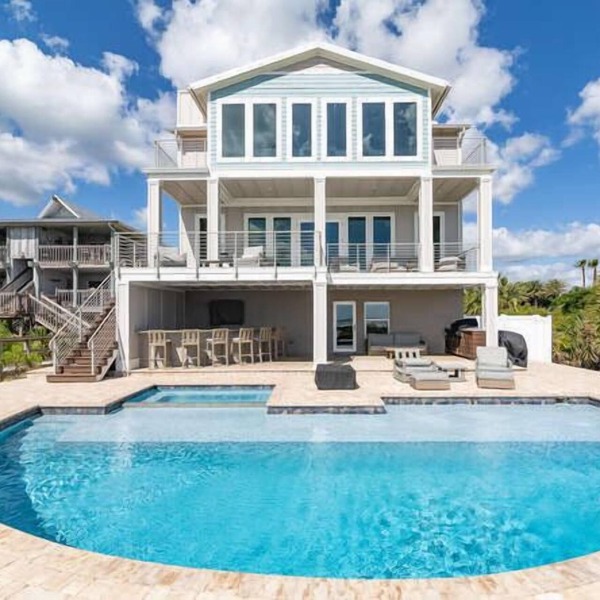 Oceanfront! Pool, Hot tub