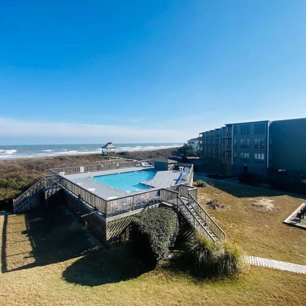 Oceanfront SunSational Setting2 In heart of Duck