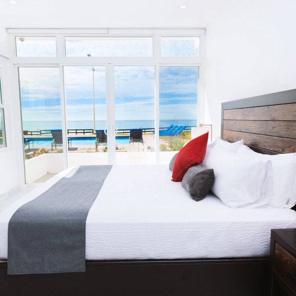 Oceanfront Villa Amor