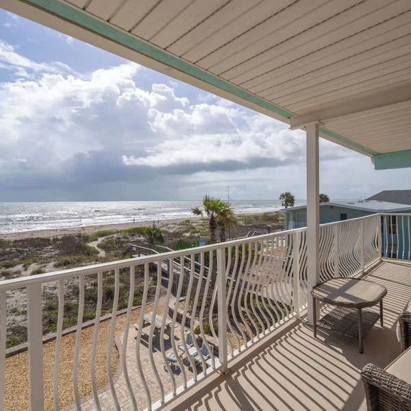 Oceanview I 3rd FL I Quiet Beach Escape I Beach