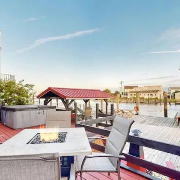 Oceanview Riverfront retreat w/hot tub and private dock! - 10 min from DE Turf