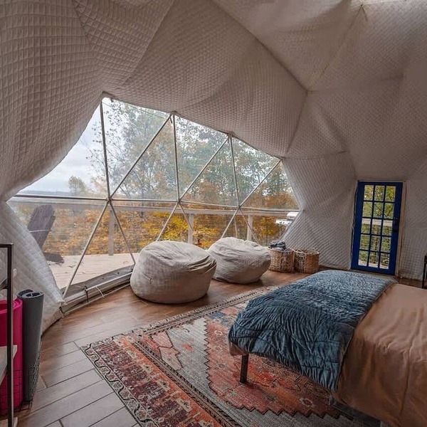 Off-Grid Dome with Private Hot-Tub and Spectacular Sunrise Views in Tennessee