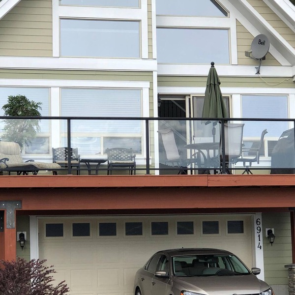 Off season rates. Fire table, steps to pool fantastic view! Aug 9-16 available