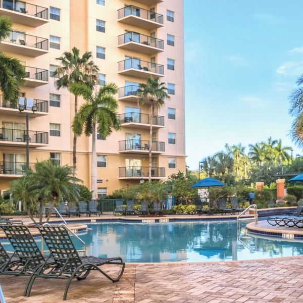 OFFICIAL LISTING | Wyndham - Palm Aire Resort 2BR Condo w/Balcony, Pools & More