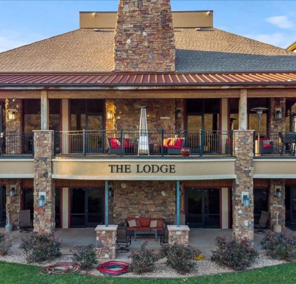 Old Kinderhook 2 Decks, Firepit, Kid & Pet Friendly Golf Retreat