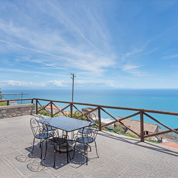 Olimpo Holiday Home with Sea and Mountain Views