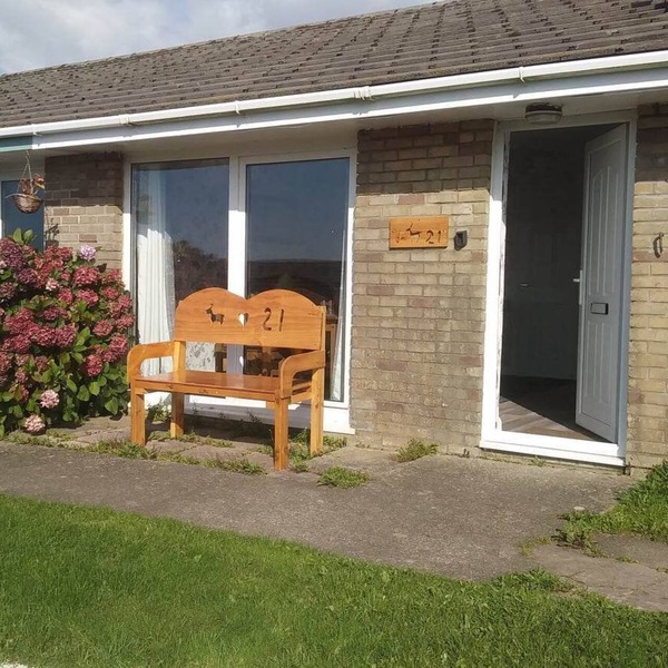 one bed room with sofa bed, wifi , sea views
