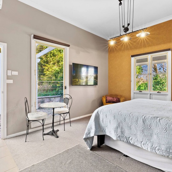 One Bedroom Studio with a Shared Pool