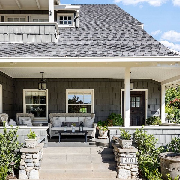 One block from the Rose Parade. Beautiful designer home.