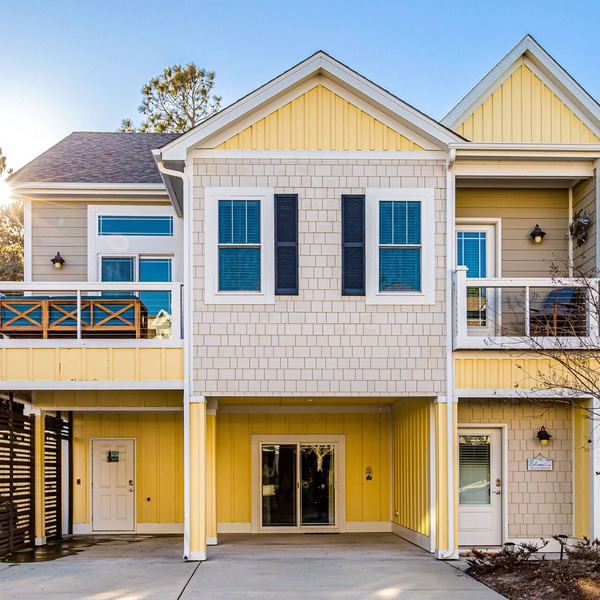 Only 1 week left!Historic Corolla w great location 2sound&ocean, shopping&eats!
