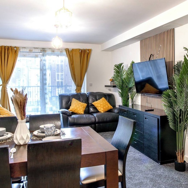 Open Mind Property - Luxury Apartment Near Hospital