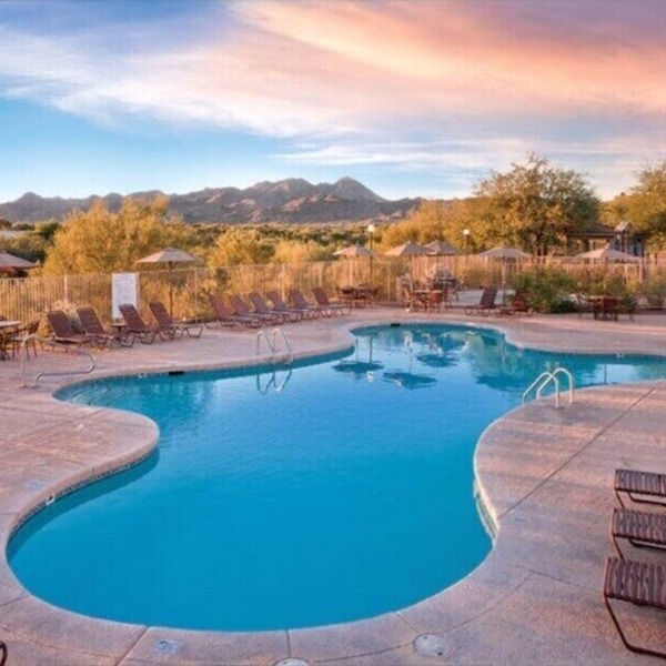 Oro Valley | Group Sonoran Retreat | Pool + Hot Tub | 3BR Sleeps 6