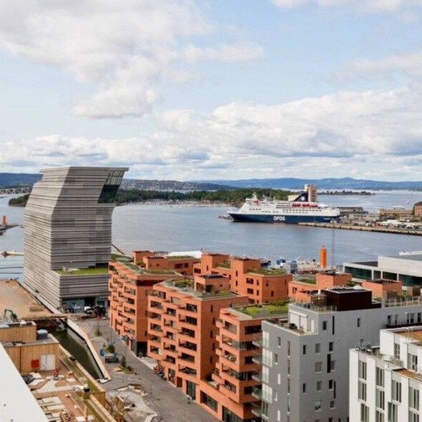 Oslo Barcode Modern 3BR apt With 26 SQM Balcony