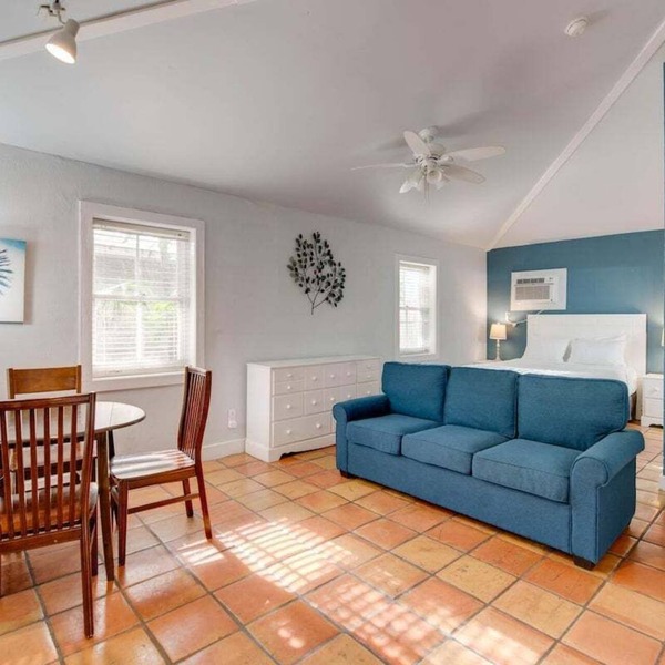 Osprey Suite | Charming Hideaway, Hot Tubs!