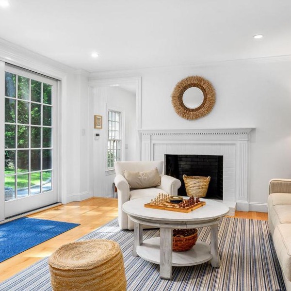 Osterville Retreat – A/C, WiFi Pet-Friendly